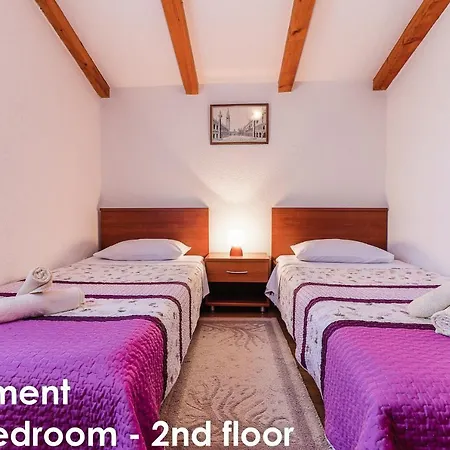 Апартаменты Relax - Big Terace & Grill Врсар