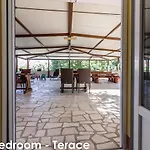 Relax - Big Terace & Grill Vrsar